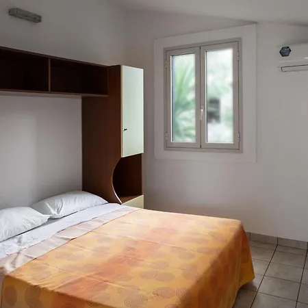 Villaggio Camping Poseidon - Bungalows & Rooms With Sea View In Nature-2